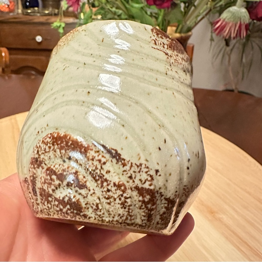 Upcycled Anthropologie Snowfall Candle Vessel - Neutral Ceramic Pen Cup - Picture 5 of 11